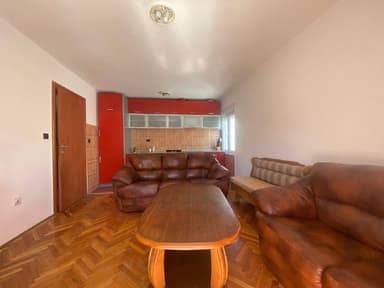Сдам евродвушку в Будве за 450 EUR/мес с лоджией и всеми удобствами