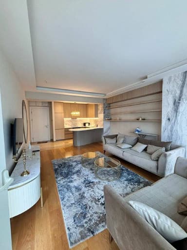 Аренда квартиры в Будве за 2200 EUR с двумя спальнями в комплексе Tee Canne