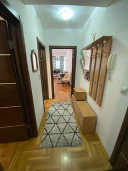 Сдам 1-комнатную квартиру в Будве за 800 EUR в месяц, свободна с 16 мая