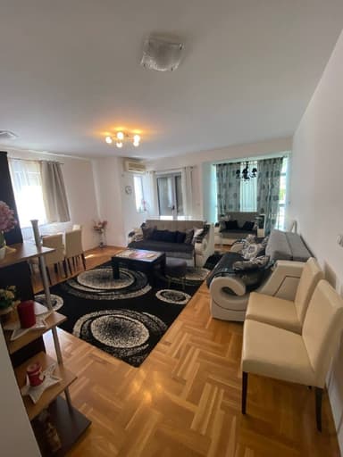 Сдам 1-комнатную квартиру в Будве за 800 EUR в месяц, свободна с 16 мая