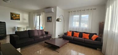 Сдаётся квартира с 2 спальнями в Бечичах у моря за 800 EUR/мес