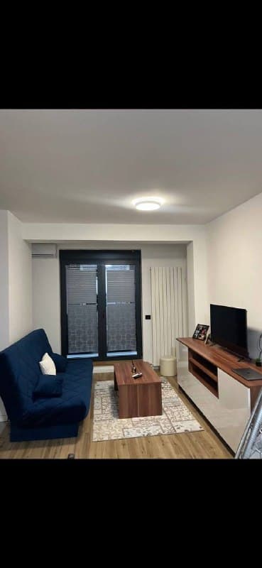 Гарсоньера в аренду за 340 EUR на ул. Породице Трајковић, Бањица