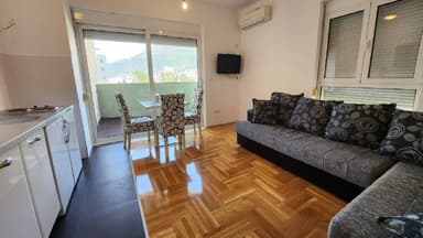 Продается квартира в Баре, Черногория - 93 000 евро, 1 спальня и террасы