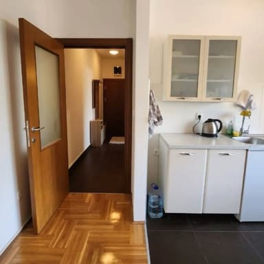 Продается квартира в Баре, Черногория - 93 000 евро, 1 спальня и террасы