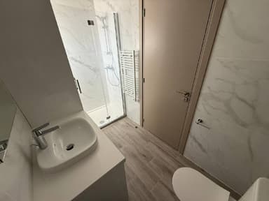 Аренда современной студии в Капсалос за 1200 EUR, энергоэффективный дом!