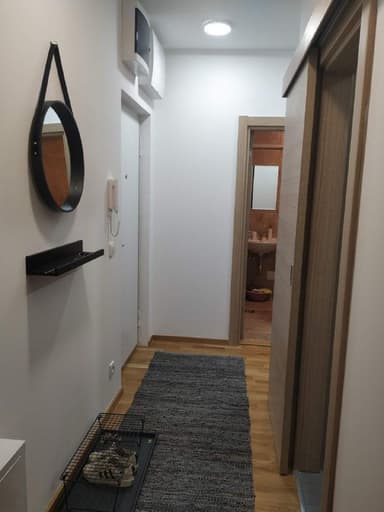 Светлая квартира с видом на аэропорт в Земуне - 450 EUR