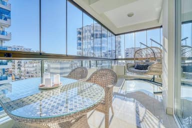 Продается просторная квартира в Mahmutlar, Alanya за 215 000 EUR с 2 ванными и шикарной инфраструктурой
