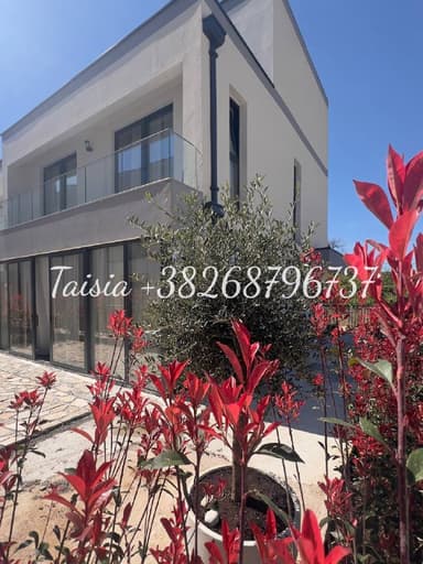 Просторный дом в закрытом поселке Ластва за 0 EUR, 167 м² с террасой и студией